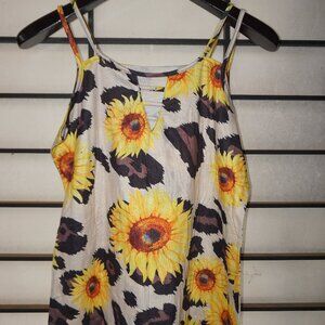 NWT Women's Michelle's Boutique SUNFLOWER Top Size M